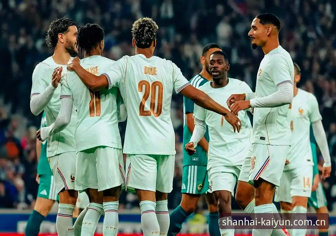 法国队3-0背后的信任博弈——德尚战术重构的专业解读